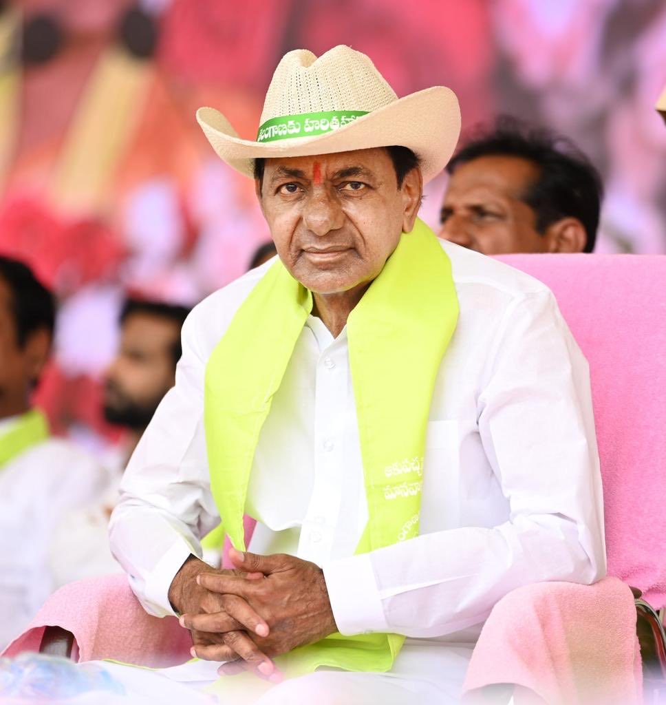 Happy Birthday #KCR garu!💐

Architect of Telangana, pride of millions. 

#HappyBirthdayKCR