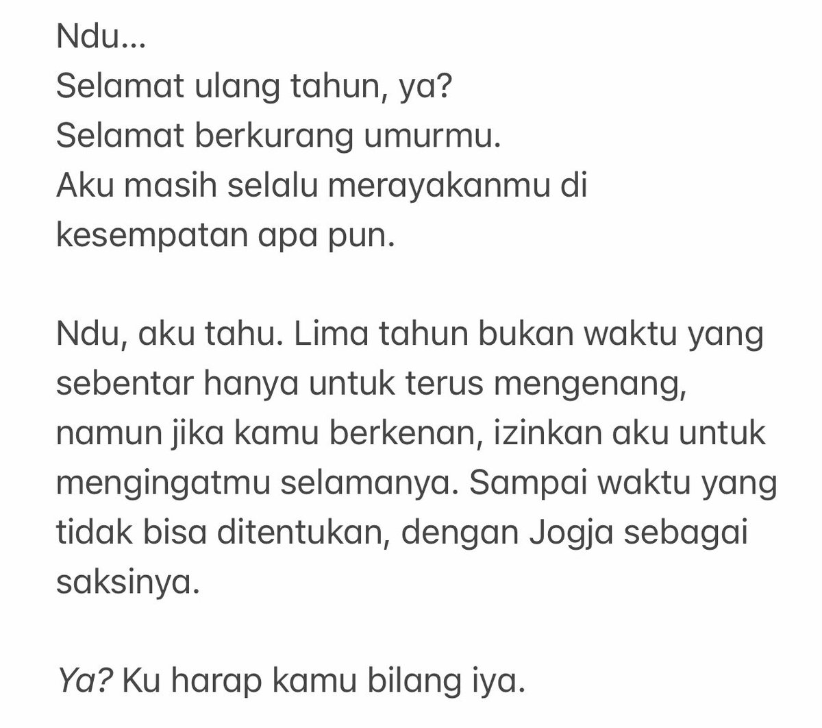 nctzen66687496's tweet photo. Selamat ulang tahun ke 27 tahun, juga selamat mengenang 5 tahun kepergian, Senandung Sastranegara… https://t.co/ANkeTij0hv