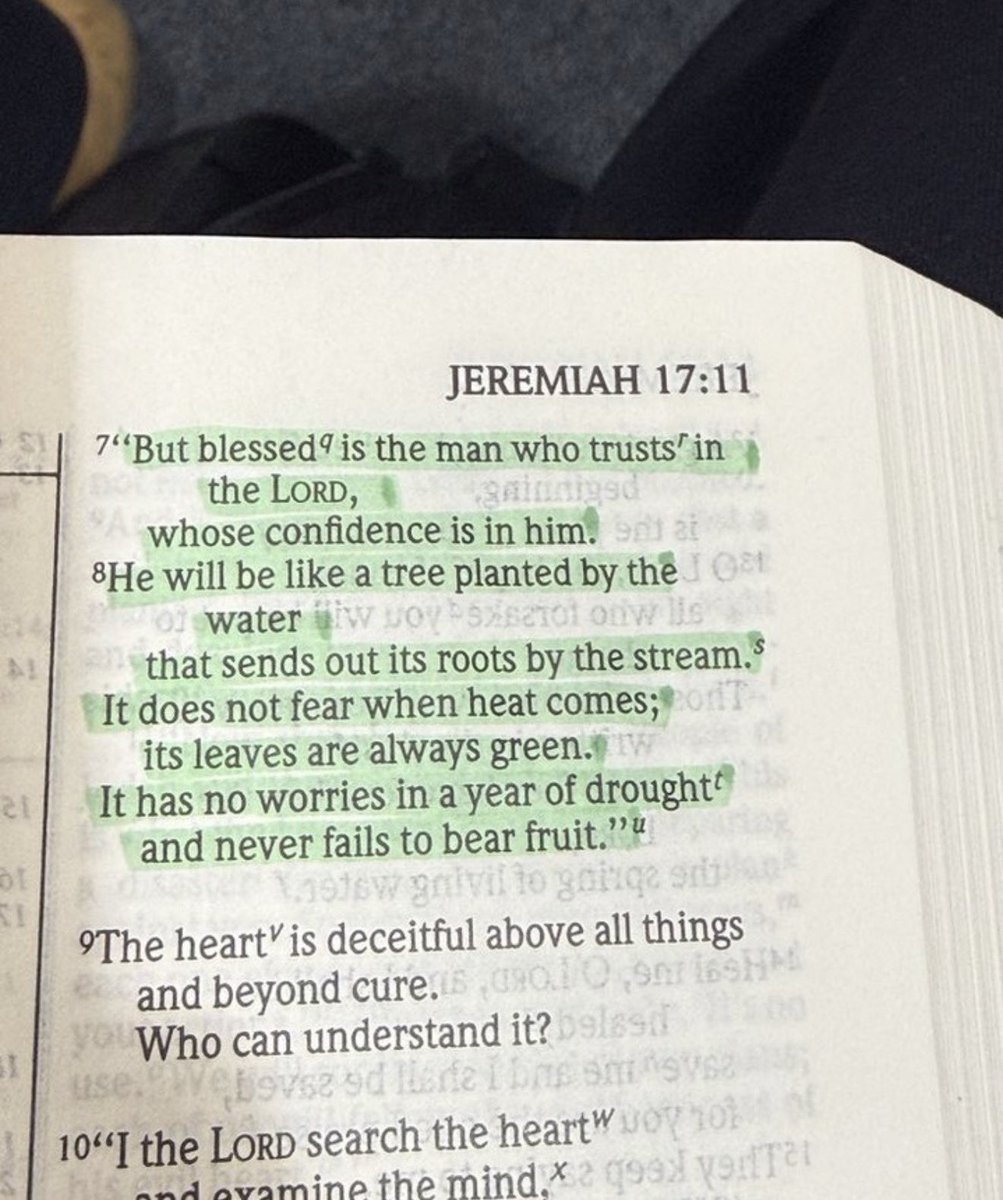 Holy__Bible1's tweet photo. https://t.co/DhbiXXobYb