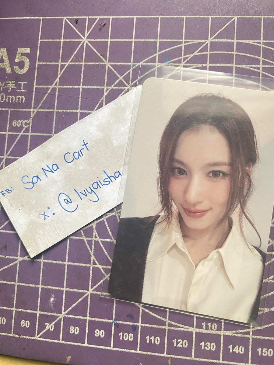 lvyaisha's tweet photo. WTS LFB!
t. sana strategy digipack sana photocard the story goes on twice japan album one more time https://t.co/RgMLfb6GOy