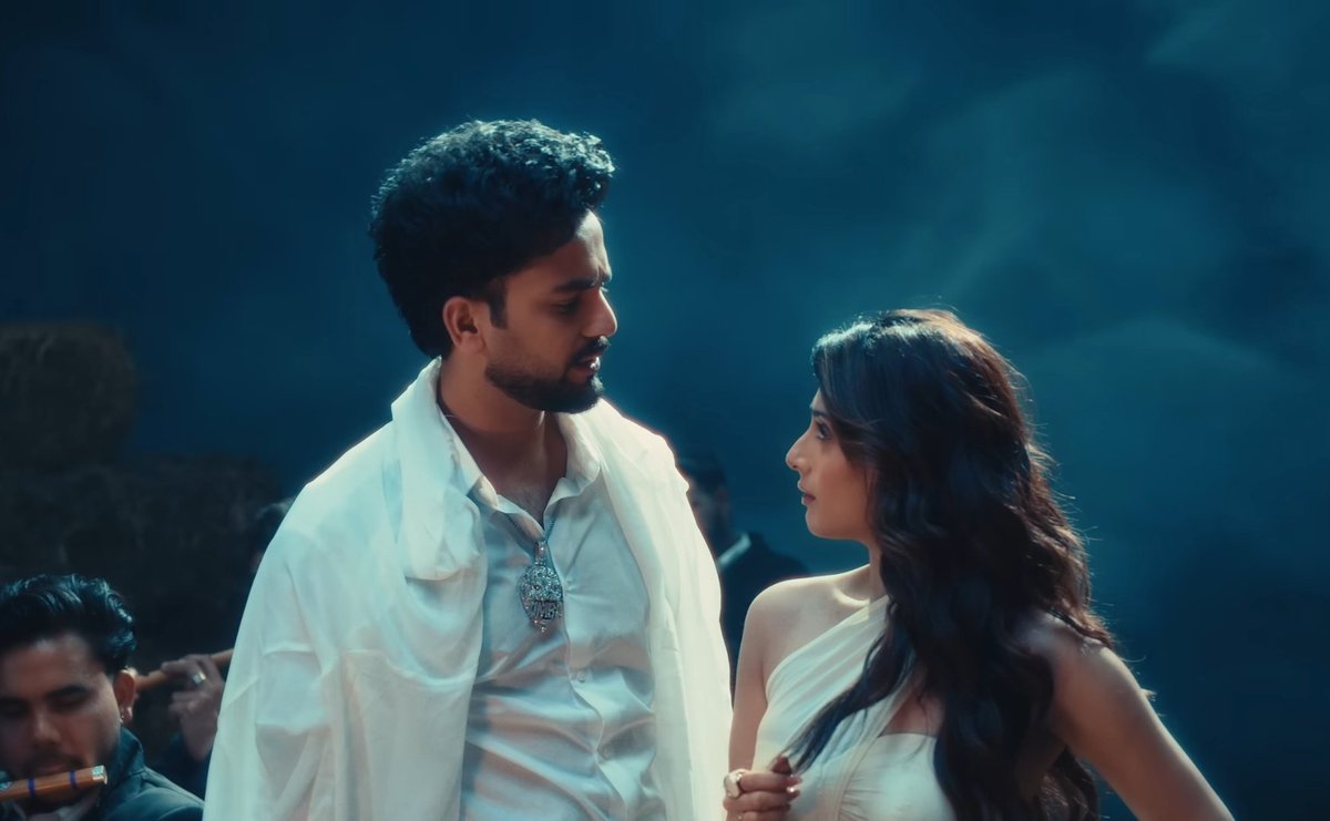 shiviinlove's tweet image. My #Elvisha heart is happy 🤍🥹🫰

#ElvishYadav #IshaMalviya