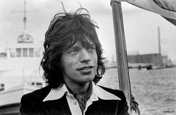 Jaggerstudy's tweet image. Pessoal, eu quero seguir de volta todas as pessoas do #Studytwt e do #Booktwt que me seguem. Se você é dessas comunidades e eu não te sigo de volta, por favor, comente aqui.