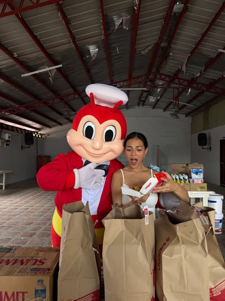 Sparkle GMA Artist Center tweet media