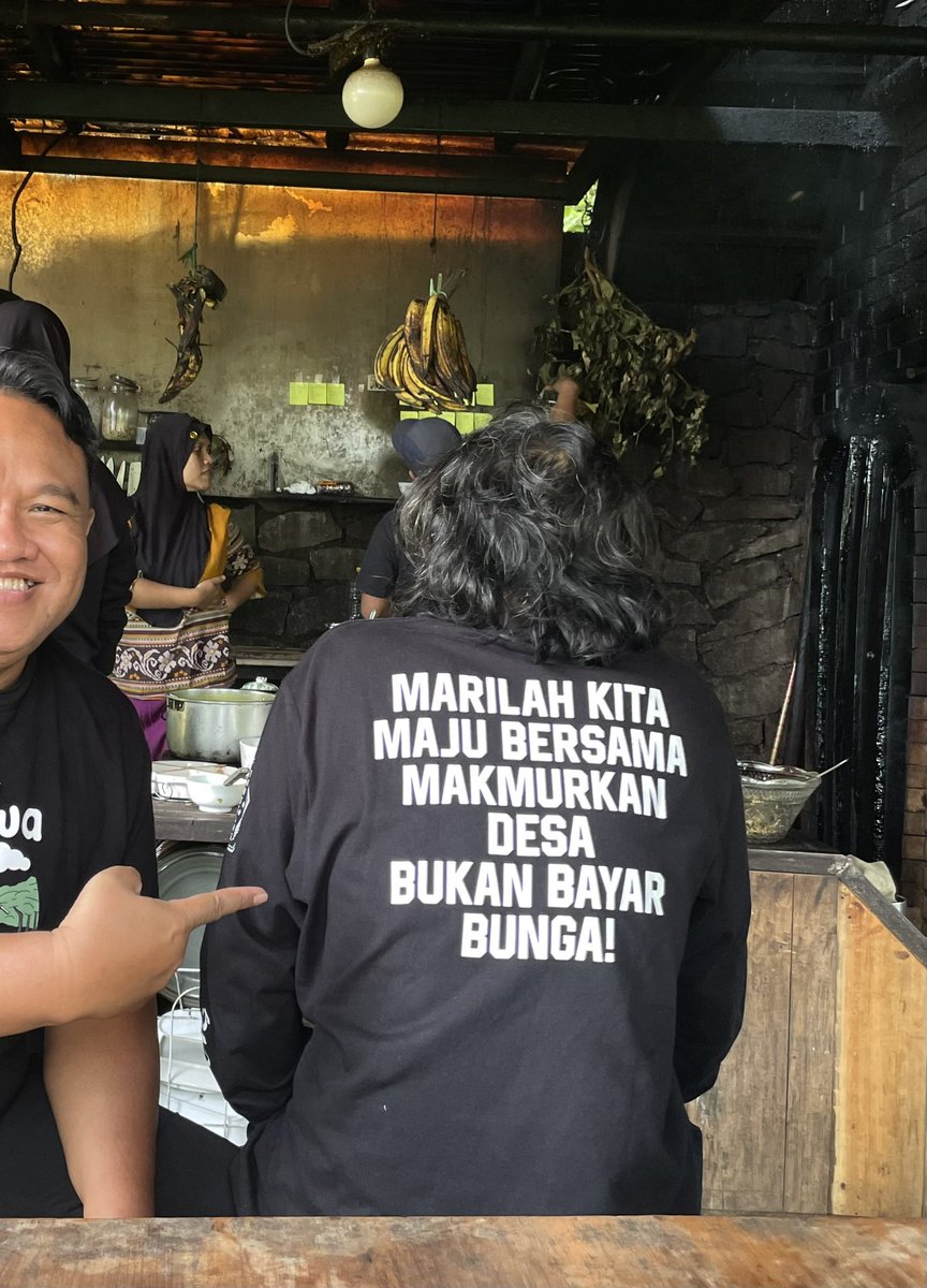 Tentang proyek Koperasi Desa Merah Putih?