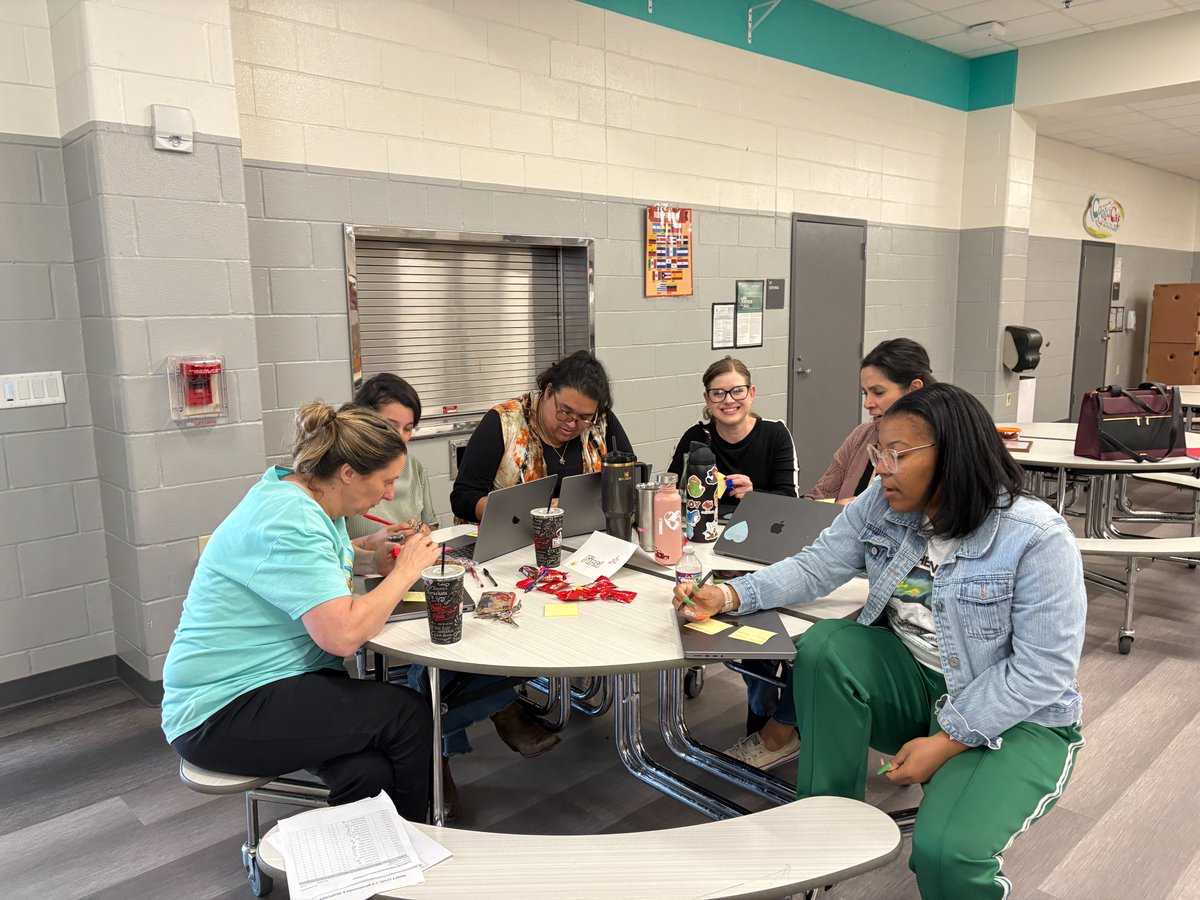 NevarezESL tweet media