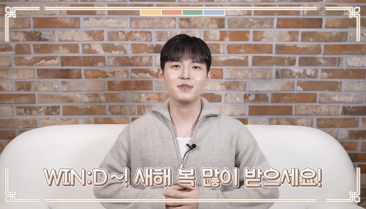 여전한 앞니 플러팅😆 앞니 두톨만 뾱 보이는 것도 귀여울 일이야?😁