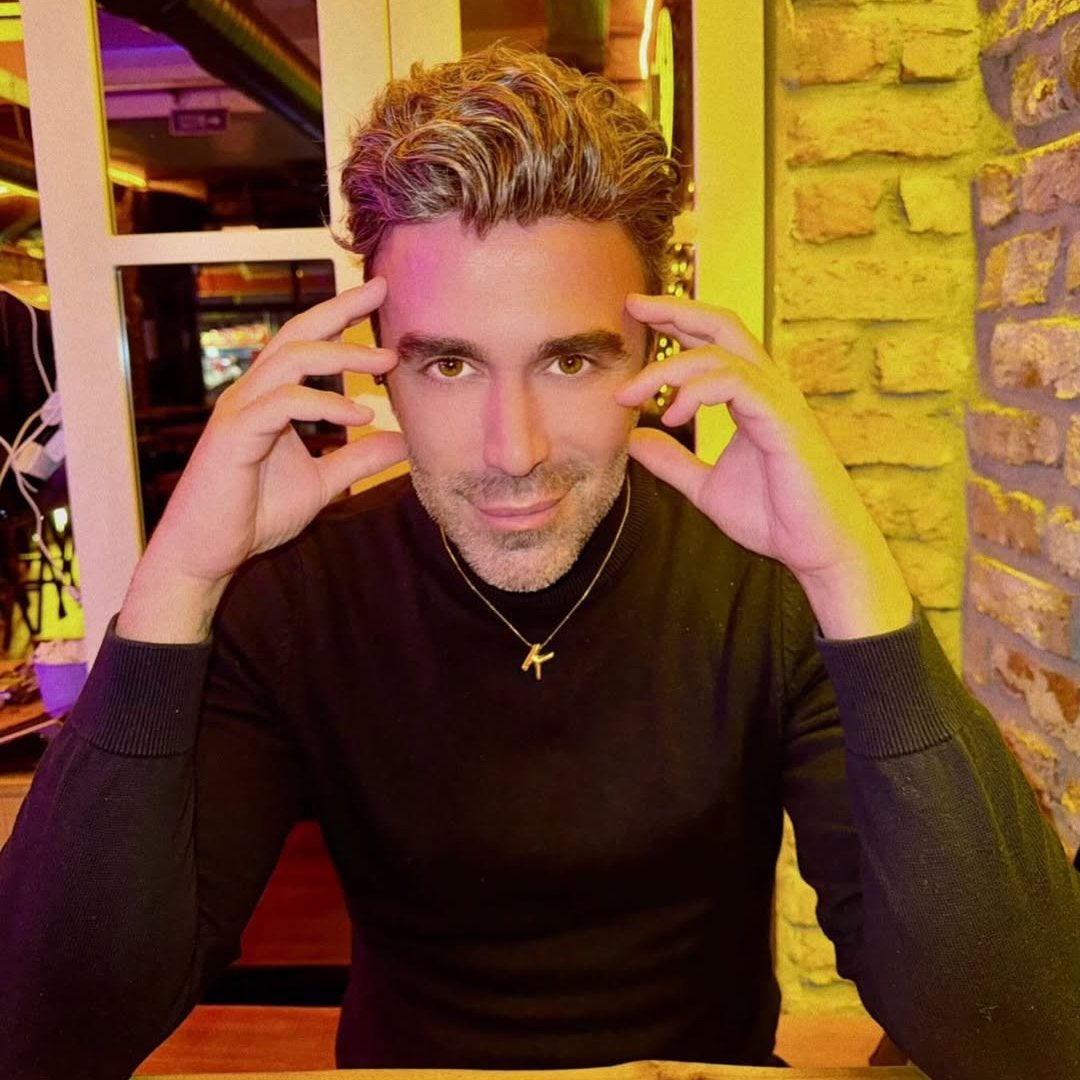 Pusholder tweet media