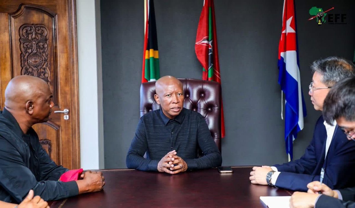 ksemamai's tweet photo. @Julius_S_Malema Moshabi, re bone ka matlho , Comrade President 🙏🏽 https://t.co/nVhkWlHAB5