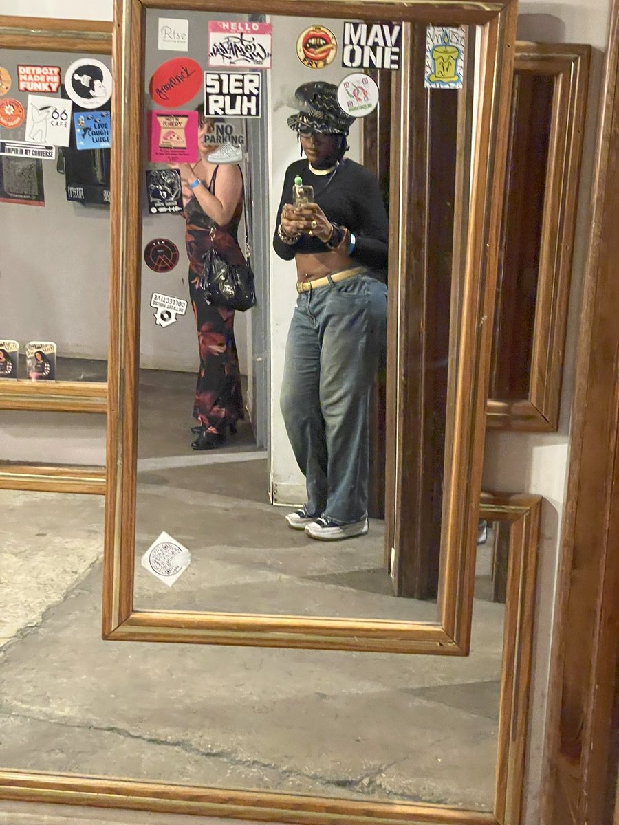 Haywood Jablomi ™ tweet media