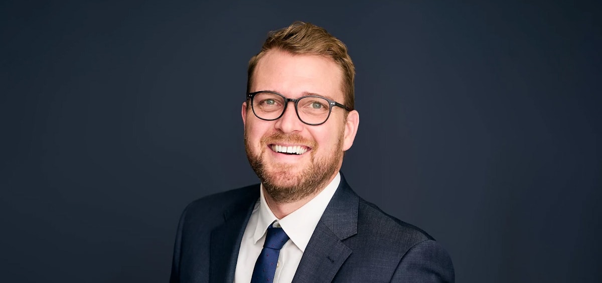 REBAustralia's tweet image. McGees Property has confirmed that valuations and advisory veteran Tom Rowe has transitioned into an agency role, as the firm’s sales and leasing division continues to evolve. #McGees #Agency 

Read the latest ⬇️
bit.ly/4azvJBj