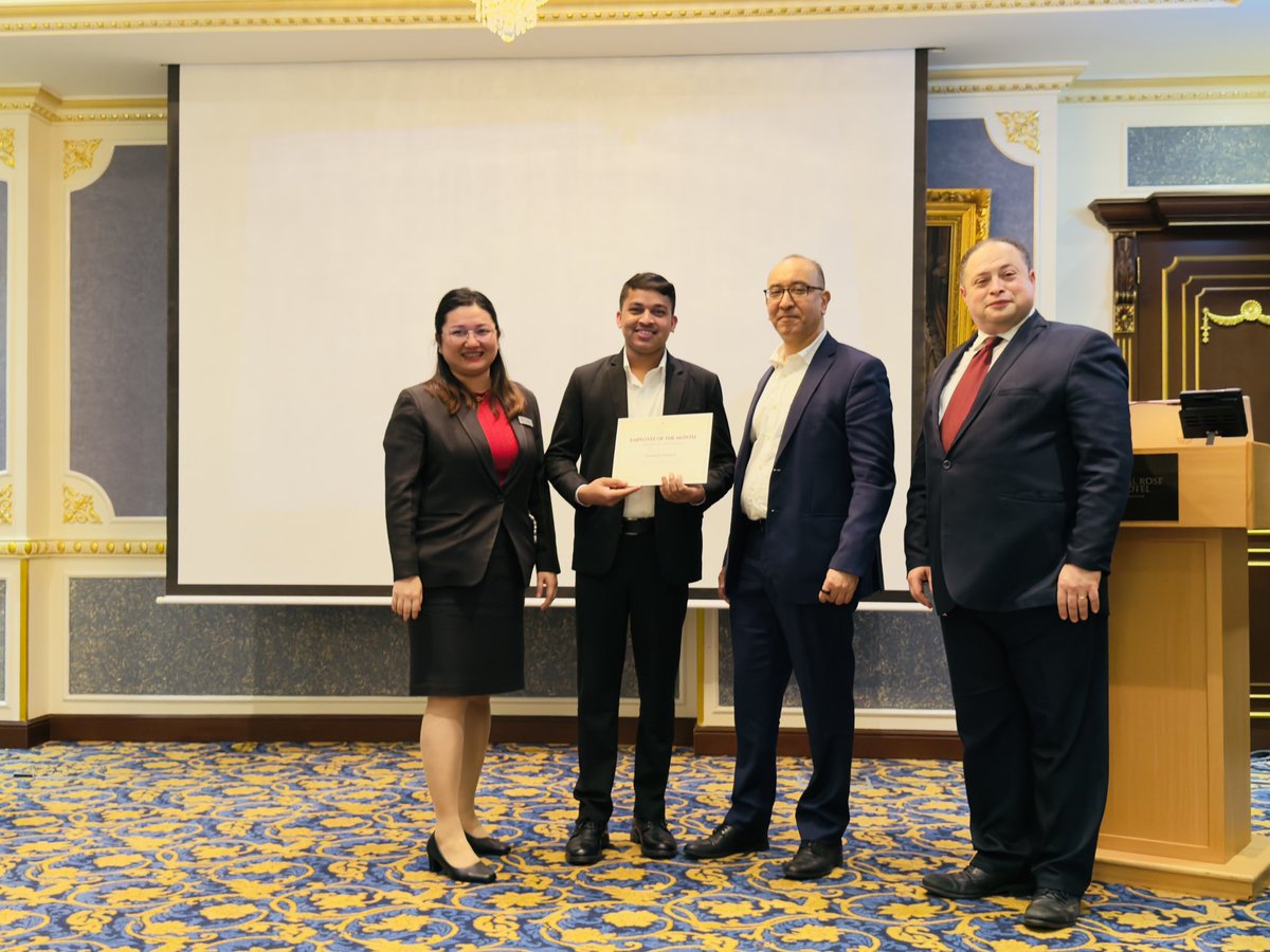 RoyalRoseHotel's tweet photo. Our Town Hall Meeting at Royal Rose Hotel Abu Dhabi brought our team together to align on priorities, strategy, and the road ahead.

United by one vision — delivering excellence in hospitality, so our guests always Feel like royalty.

#TownHall #RoyalRoseHotel https://t.co/uqecpJKRwT