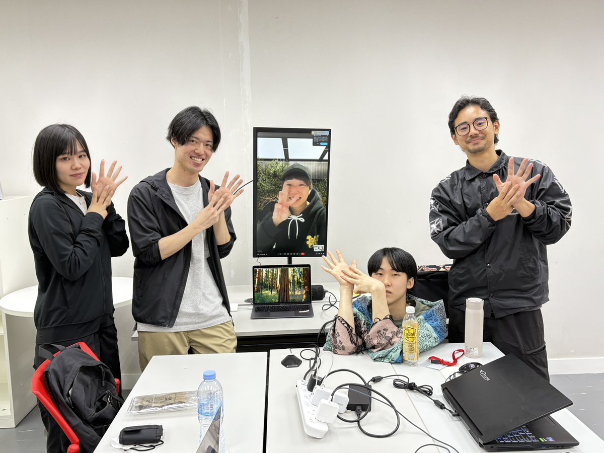 ノマドニア tweet media