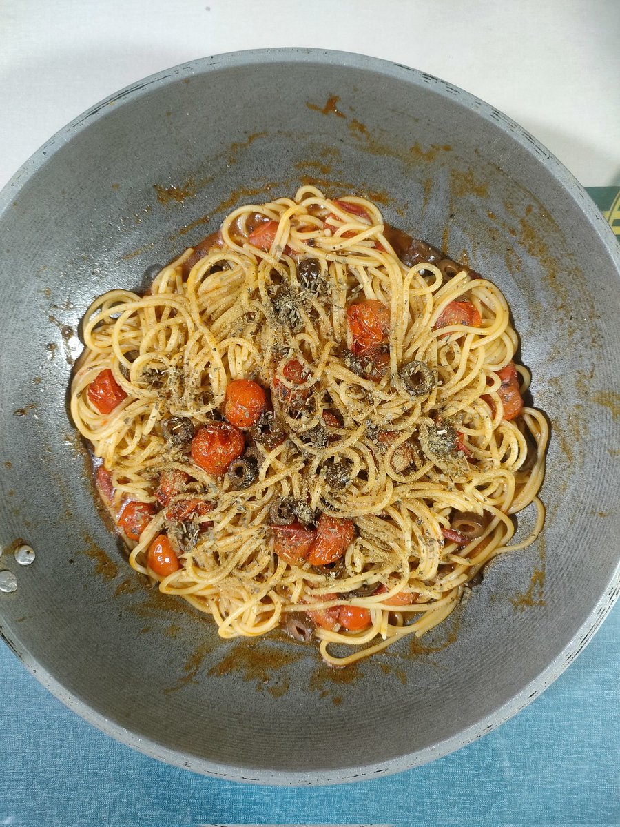 0ddsense's tweet image. incredibly late post due to personal reasons but i pulled through. because i really cook a lot of pasta and noods even when it's not #HappyRAVyeonDay. #RAVI #라비 @RAVI_GTCK