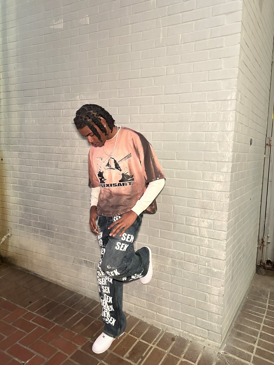 vertquick's tweet photo. SEX IS ART (•)(•)$$ https://t.co/gDumzabAJv