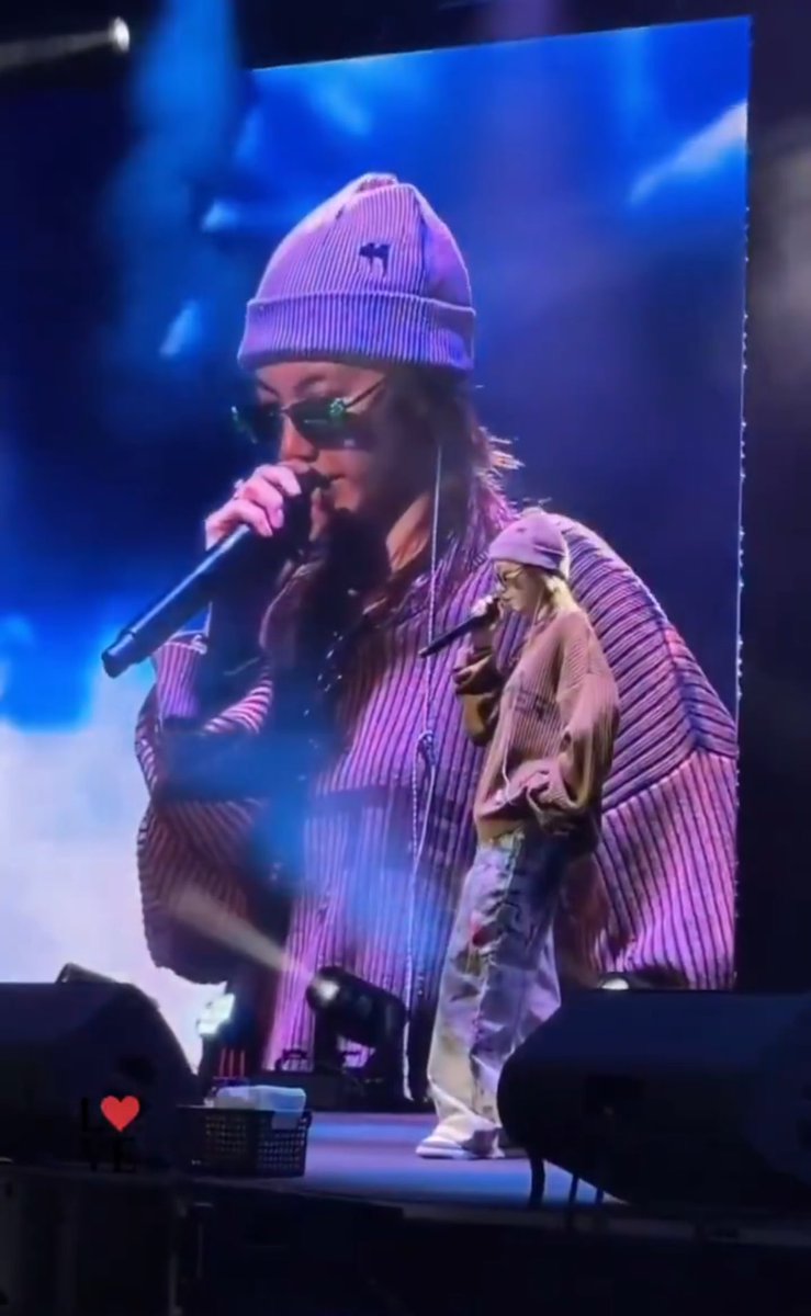 ormlinger's tweet image. 혹시 이 날 홈마 사진 없니