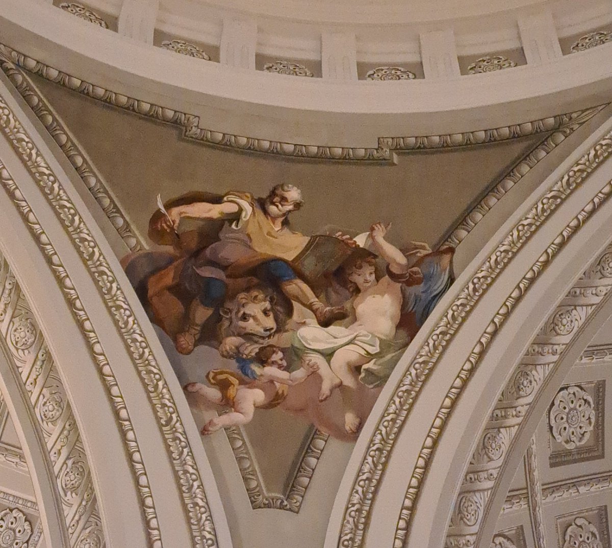 PilgrimBudapest's tweet photo. #StMark at the dome of #Vác cathedral. https://t.co/N9dSFd0Q9Q