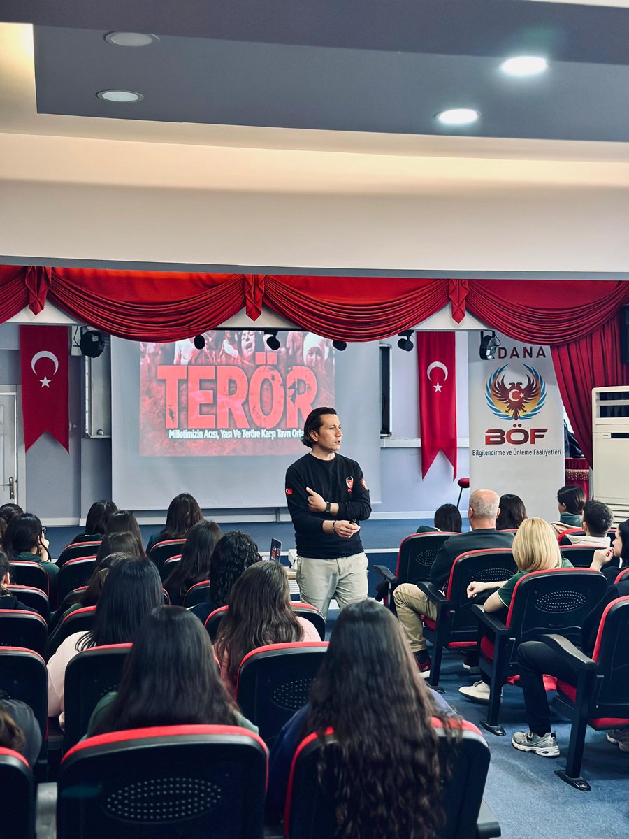 📍 Mehmet Akif Ortaokulu Konferans Salonu 
Adana İl Emniyet Müdürlüğü Terörle Mücadele  Şube Müdürlüğü Bilgilendirme Önleme Faaliyetleri (BÖF) görevlilerince; 14-25 yaş aralığındaki gençlerimize ‘‘Gençlik ve Güvenli Gelecek‘‘ projesi kapsamında bilgilendirme semineri yapılmıştır.