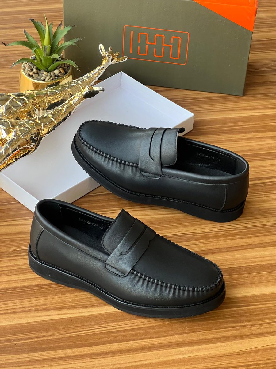 Triple tee tweet media