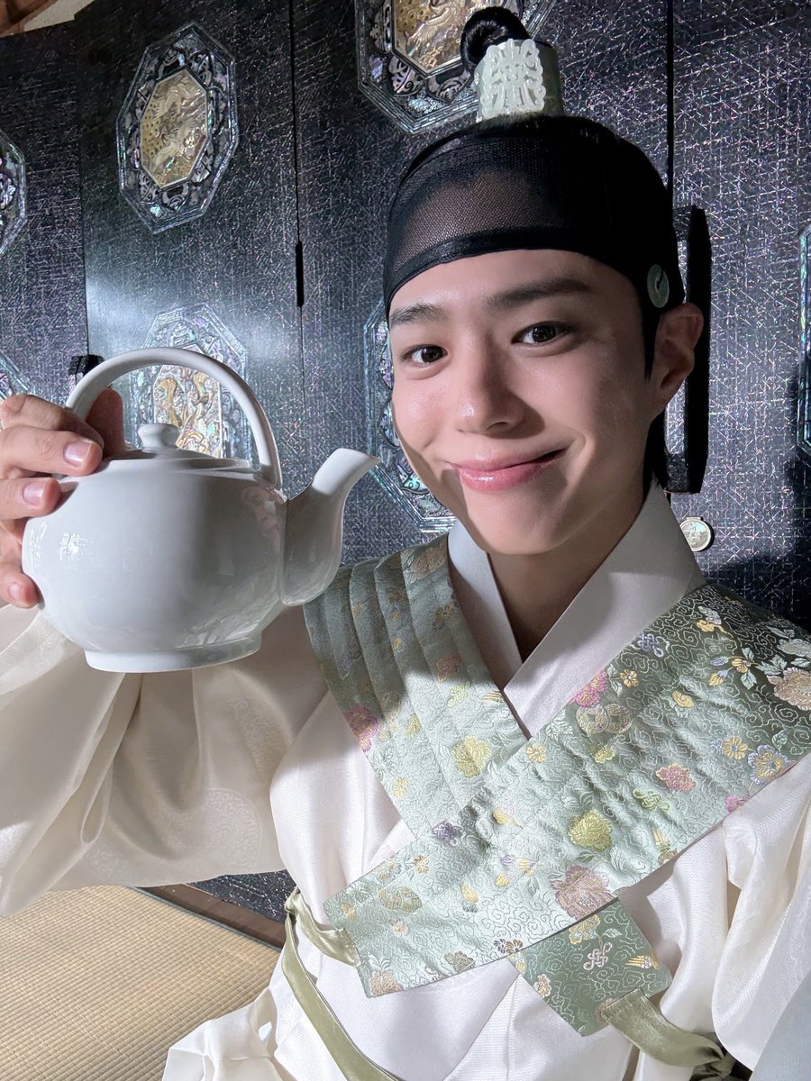 2026년, 다정한 말(言)이 오고 가는 정다운 한 해가 되기를 소망합니다. 새해 복 많이 받으세요❤️