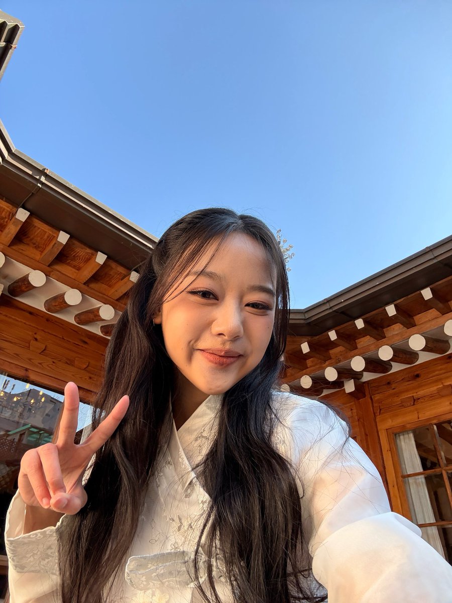 dinaramliap's tweet photo. Pretty girl 💖

#Paan #VVUP
#팬 #비비업 https://t.co/hYx0yihHM6