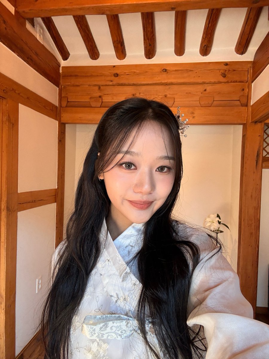 dinaramliap's tweet photo. Pretty girl 💖

#Paan #VVUP
#팬 #비비업 https://t.co/hYx0yihHM6