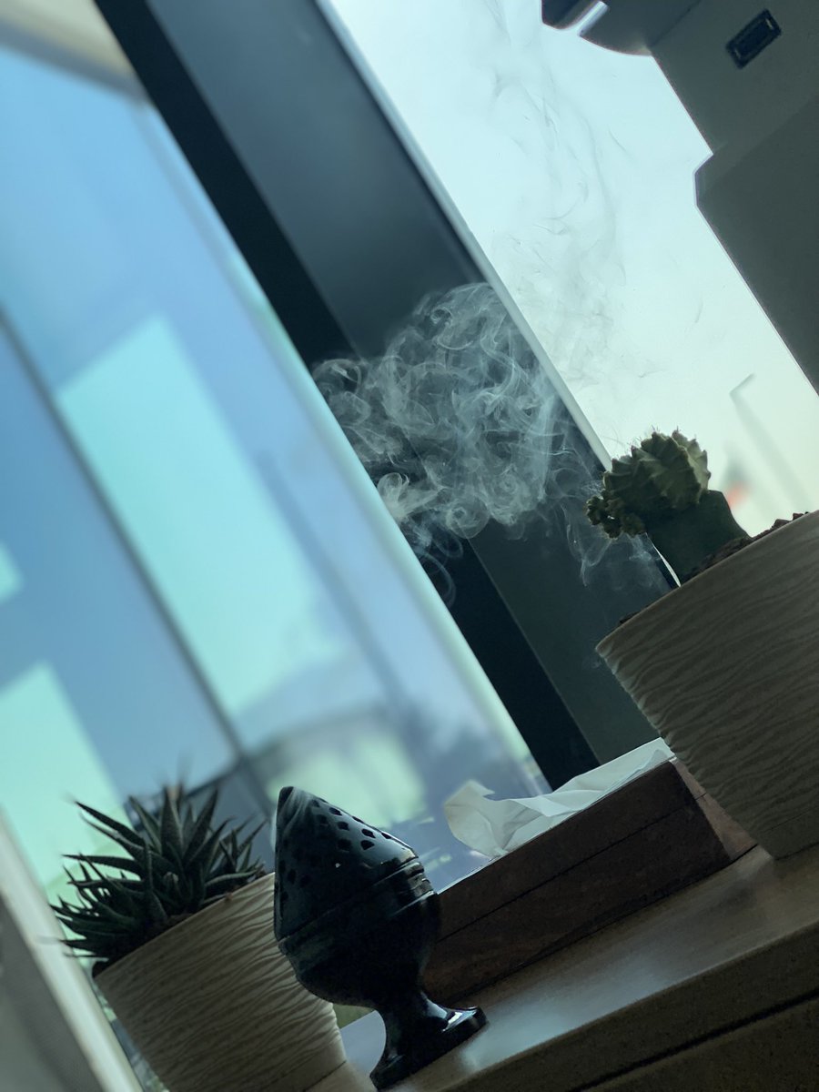 صباحكم قهوة 🤎☕️🍪
موسيقي مسلسل ريفو by Ahmed Adel on #SoundCloud 
on.soundcloud.com/rW0BuLCFeXZSgA…