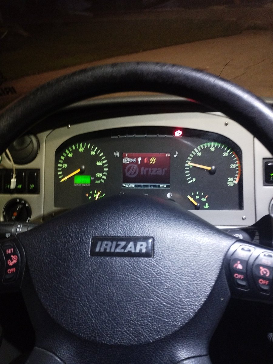 Buenos días Fachas de bien 🇪🇸🇪🇸 café y al lío, mis pasajeros no esperan 😃🚍🚍
Feliz día 💚💚
#SoloQuedaVOX 
#SiguemeYTeSigo