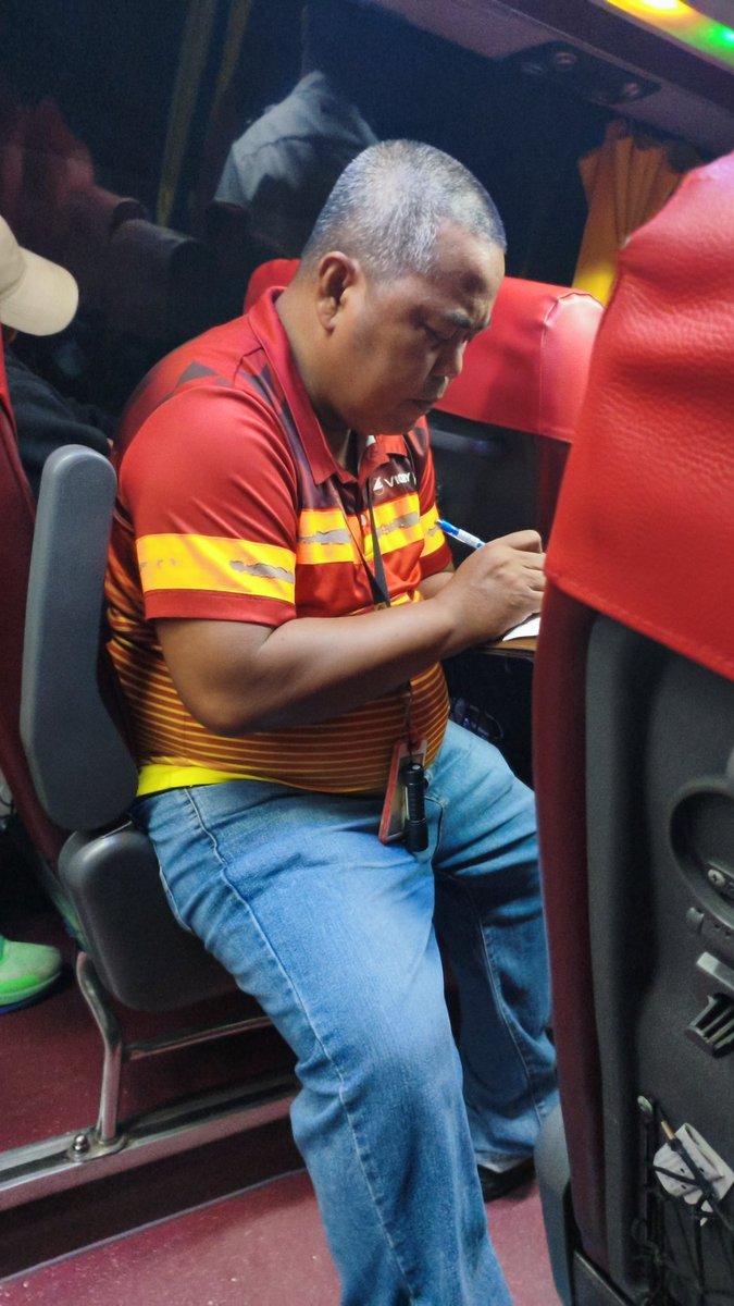 Delta Foxtrot tweet media