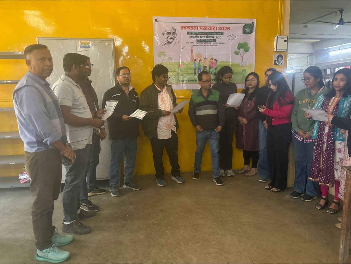Swachhata Oath taken at FCI DO Tezpur on the occasion of Swacchta Pakhwada (Special Cleanliness Drive) from 16th FEB 2026 to 28 February 2026
<a href="/fci_ne/">Food Corporation of India, Zonal Office(NE)</a>
<a href="/AssamFci/">Food Corporation of India Assam</a>
<a href="/DoTezpur/">FCI DO Tezpur, Assam</a>