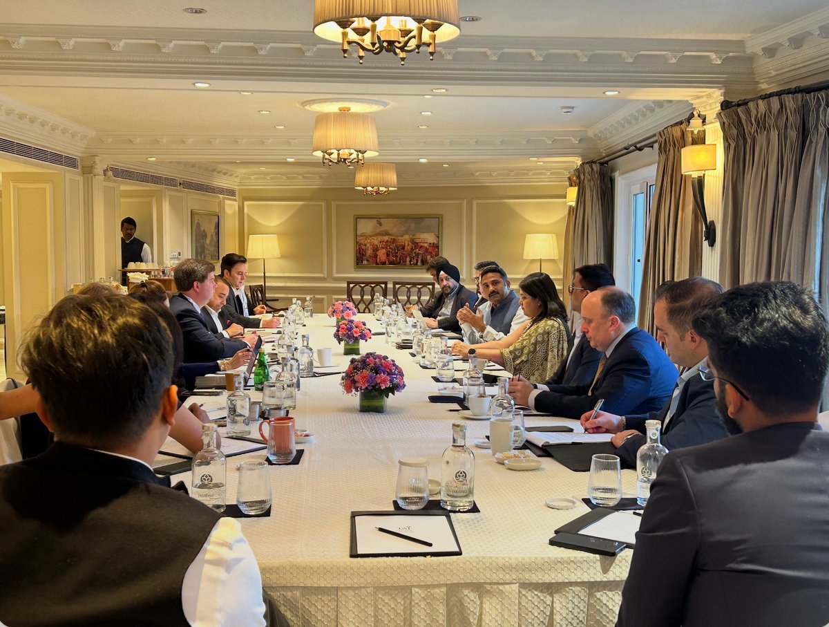 In advance of the AI Summit’s official proceedings, the delegation convenes for an informal breakfast chat with leading legal and policy experts to gain insights into India’s evolving regulatory landscape and anticipated legislative shifts. This session is designed to provide