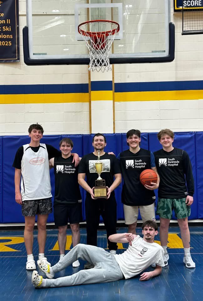 NinilchikBasketball tweet media