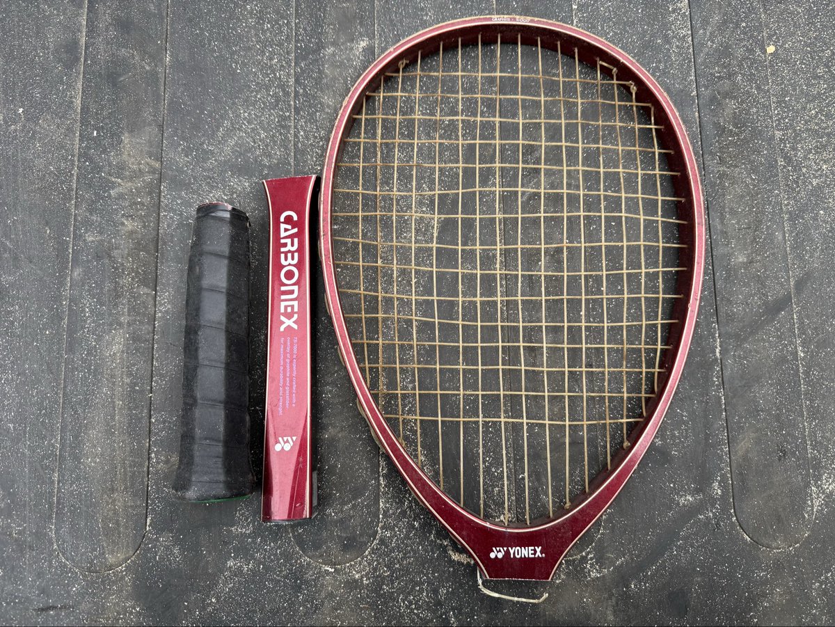 高校生の時に使っていた軟式ラケット約44年前？の #CARBONEXTS7000