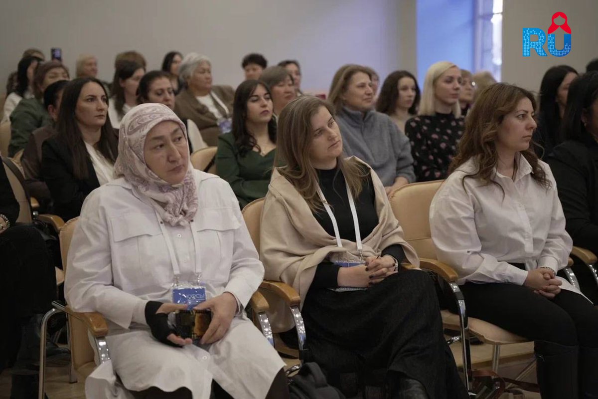 Russian House tweet media