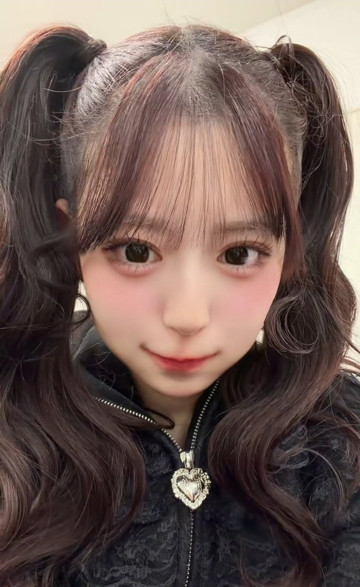 FRUITS ZIPPER月足天音ちゃんのお顔がつよすぎてる