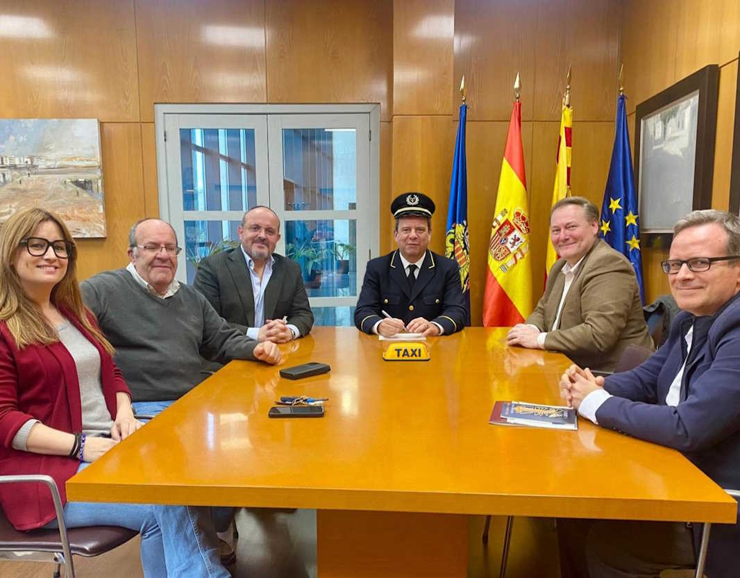 Fernández troba a Cambrils un nou xofer particular jordiblasi.blogspot.com/2026/02/fernan…