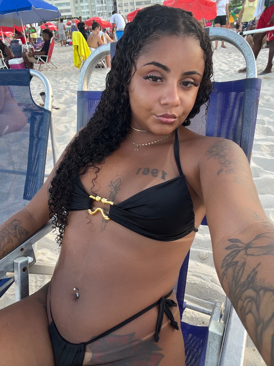 Tudo,menos feia kkkkk 🥰