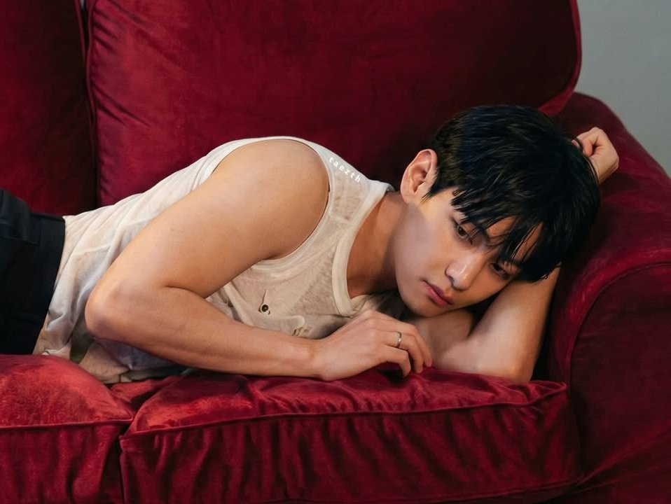 โอ้ยยยยใครสอนวะ เพราะฉะนั้นจะมานอนเหมือนกันไม่ได้ จริตนี้ไม่มีขายนางเหมาไปใช้คนเดียวแล้วทั้งชีวิต