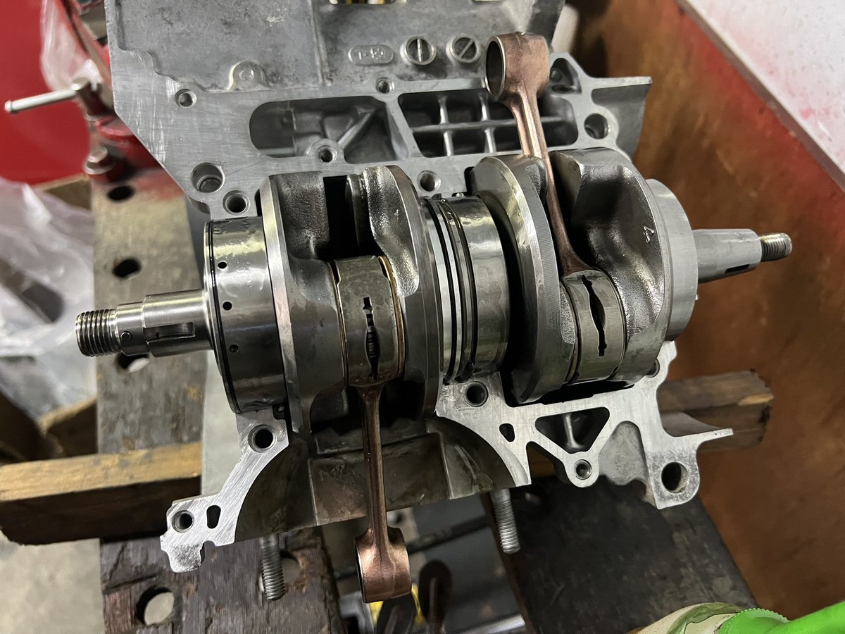 2T PROJECT tweet media