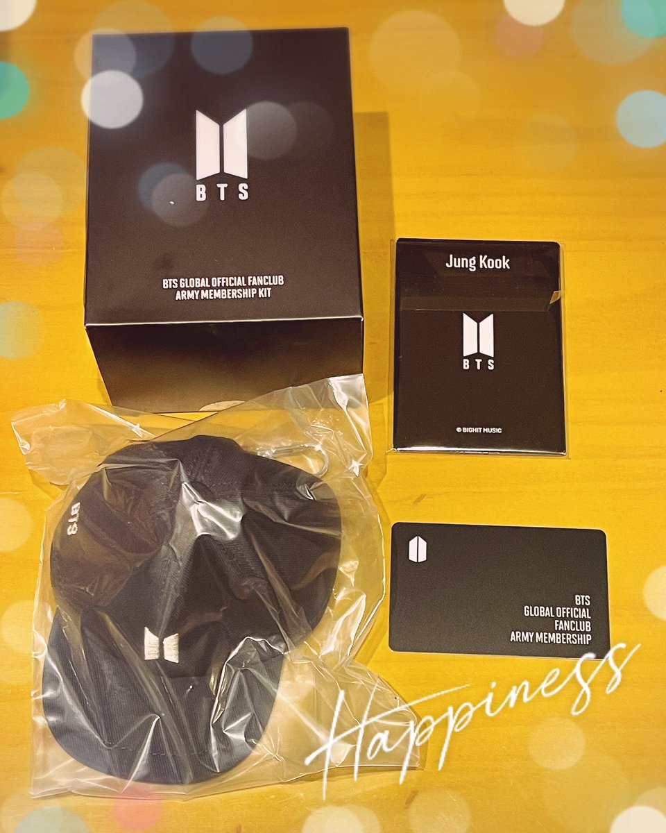 忘れた頃に届く😅
トレカみんなビジュ最高だったけど、中でもユンギさんがプライベート感あって良きでした🤩