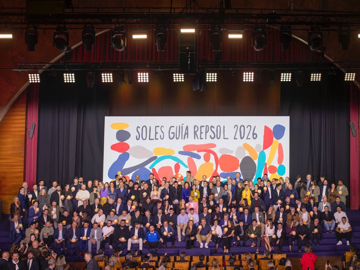 costadauradatur's tweet photo. ☀️ Aquest dilluns al vespre va tenir lloc la gala de lliurament dels Soles @GuiaRepsol 2026 on 2⃣ restaurants de la #CostaDaurada han rebut 1 nou Sol Repsol: el Cervus de Reus i el Quintaforca de Nulles! Enhorabona! 👏
#SolesRepsol #gastronomia @Dipta_cat https://t.co/AR0NUyhIKF