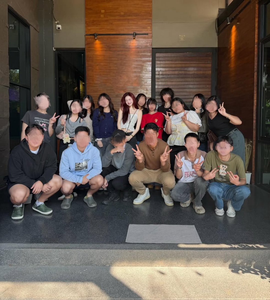 แคนนี่ไปเจอเพื่อนที่สารสาสน์ฯ มาด้วย แคนมีเพื่อนเยอะมากเลยนี่นา ฝากเลี้ยงแคนนี่ด้วยนะเด็ก ๆ 🤲🏻