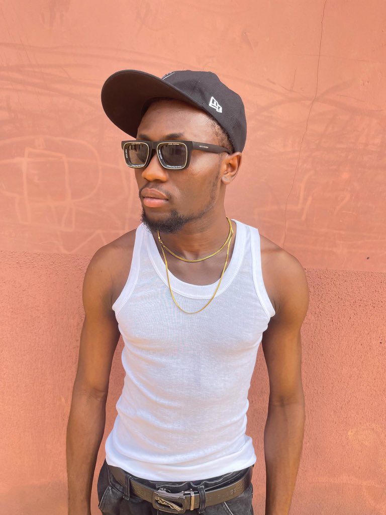 Favoritism aside;

Who rock it better?