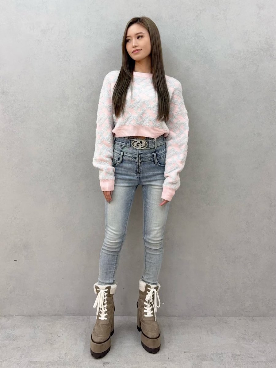met_denim's tweet photo. 美人店員のKURENAさん https://t.co/tCzeIPidEc
