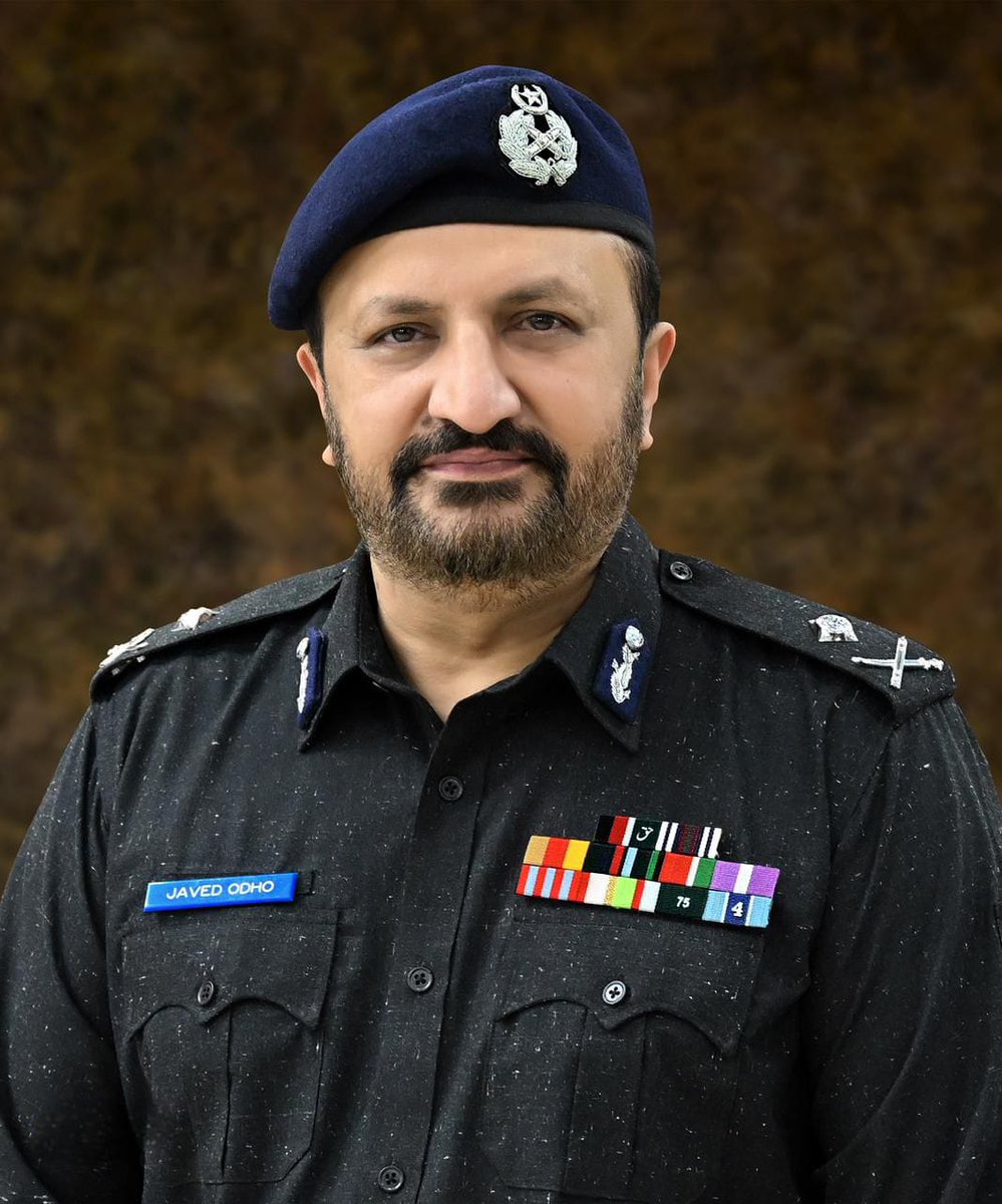 SindhPoliceDMC's tweet image. A #traffic accident occurred between vehicles near #DHA City on the M-9 Motorway. #IG #Sindh Jawed Alam Odho directed #police to reach immediately, ensure #rescue operations, and keep routes clear for smooth hospital transfer of the injured.

#sindhpolice #emergencyresponse