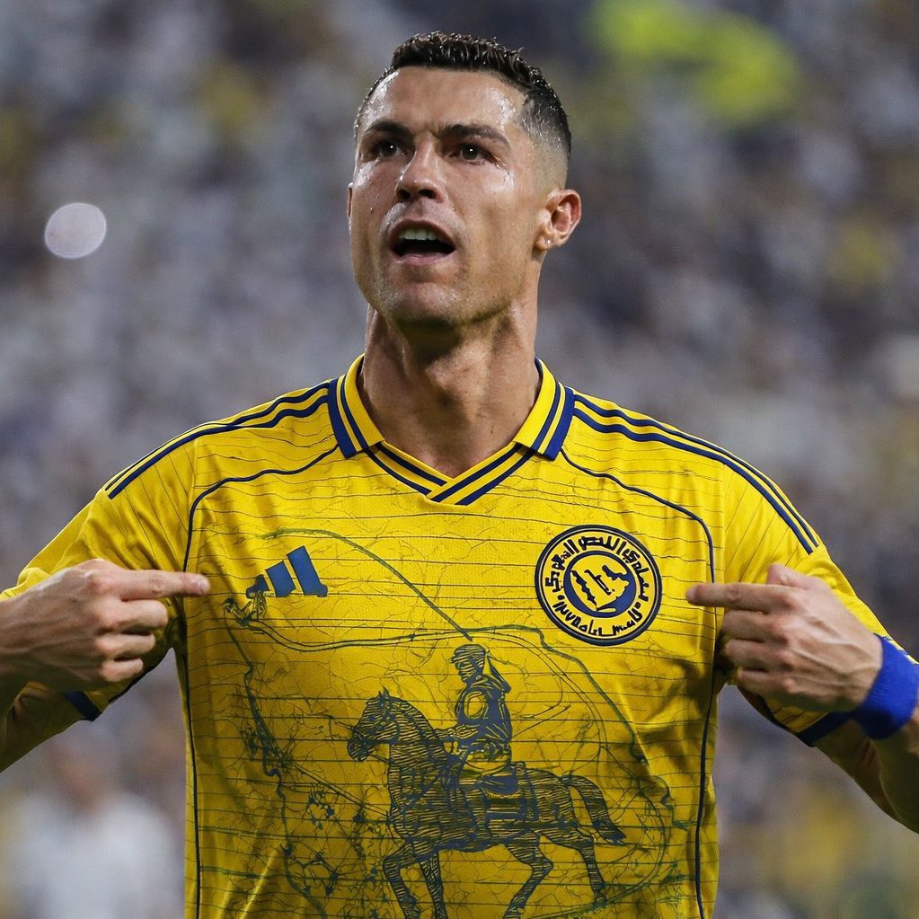 نبي افكار مثل كذا لـ طقم يوم التأسيس 😰💛