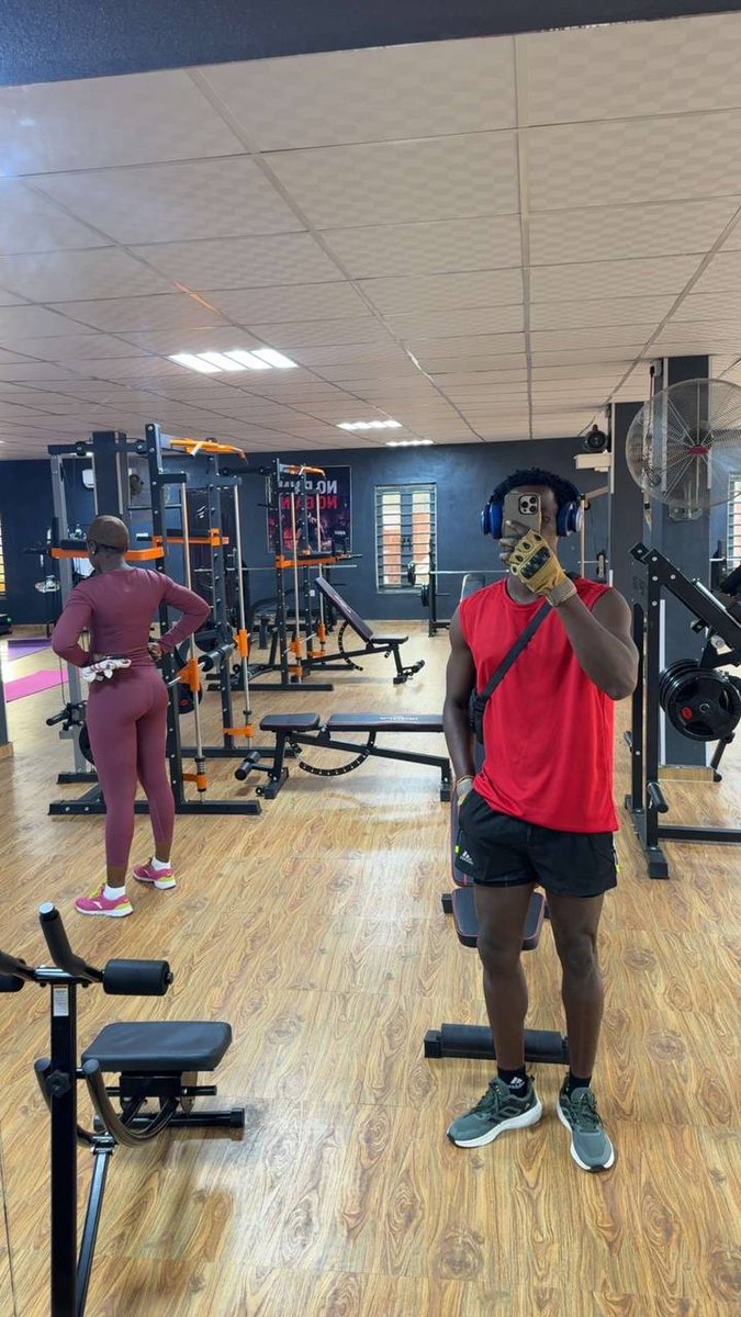 Benoit🌚 tweet media