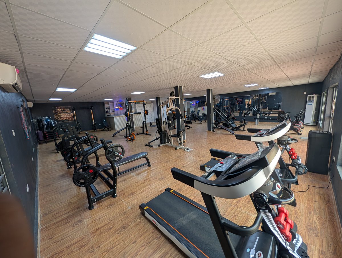 Benoit🌚 tweet media