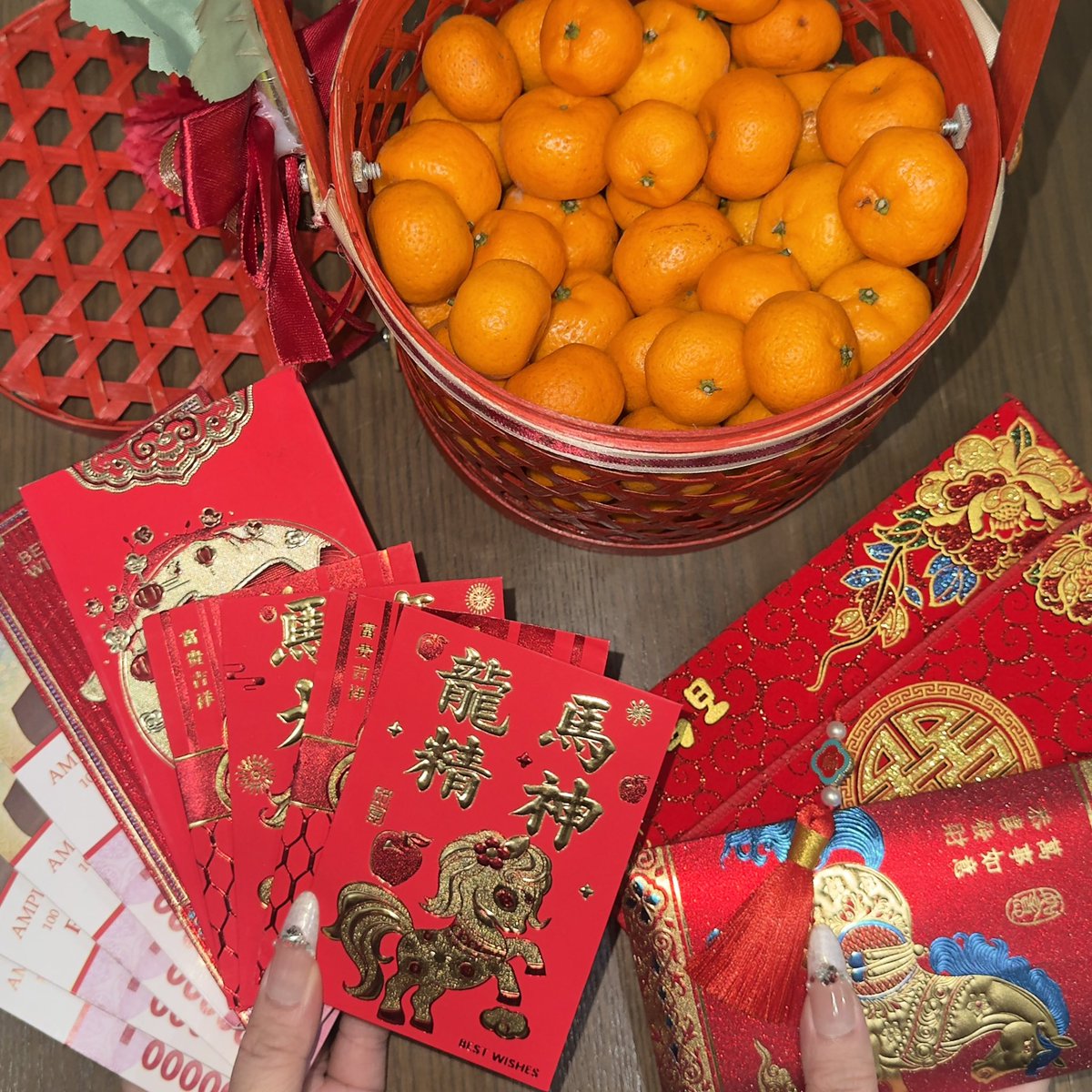 Happy Lunar New Year everyone~!🎊
새해 복 많이 받으세요~🫶🏻