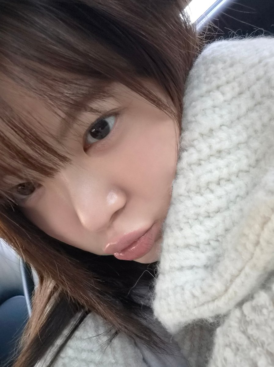 ♡ 홍은채. ୭ tweet media