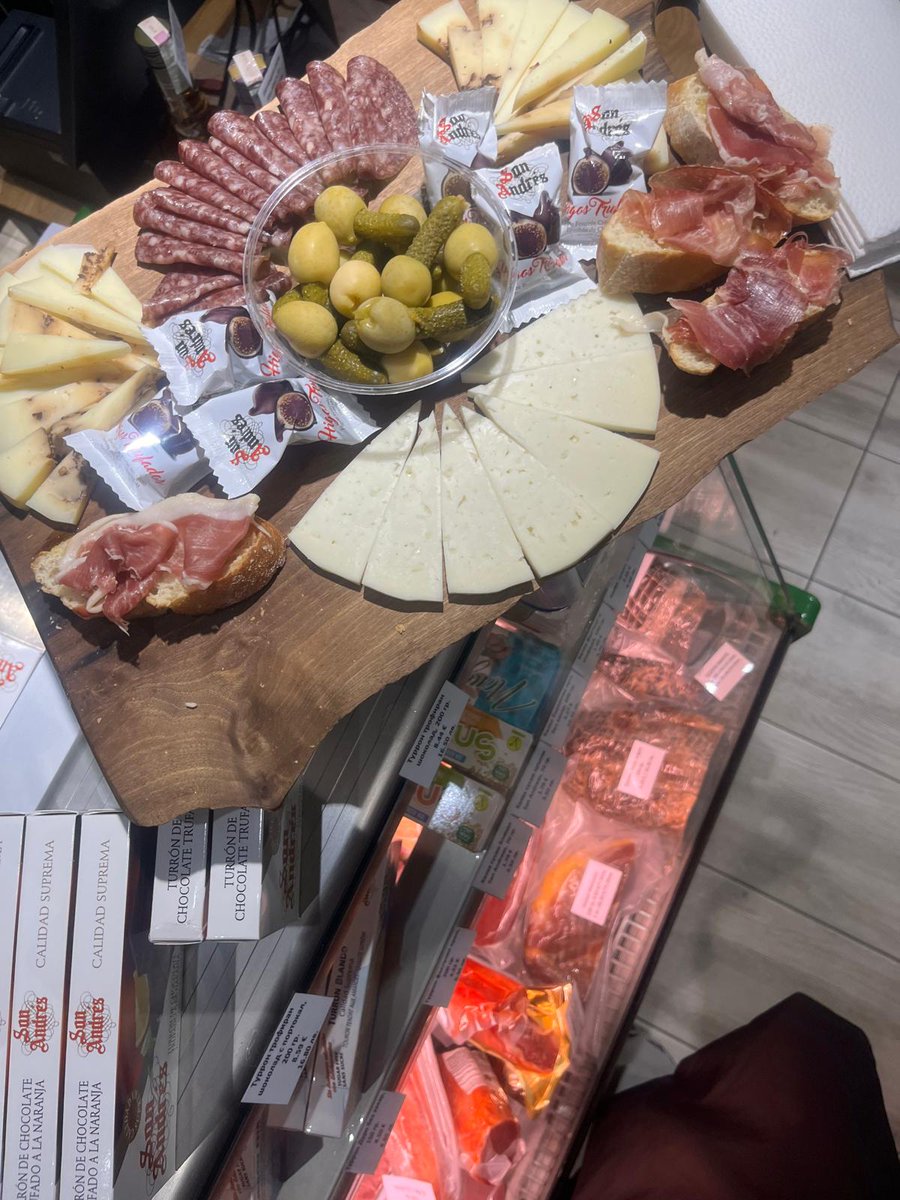 EmbEspaña Bulgaria tweet media